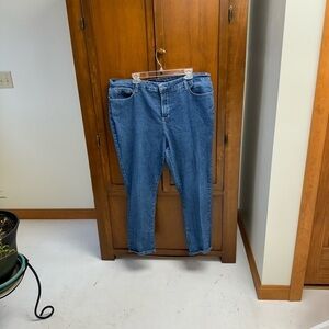 NYDJ denim skinny/straight jeans lifttucktech 22W 27-28inseam embroideredpocket